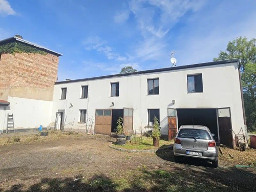 Prodej domu 700 m², pozemek 1643 m²