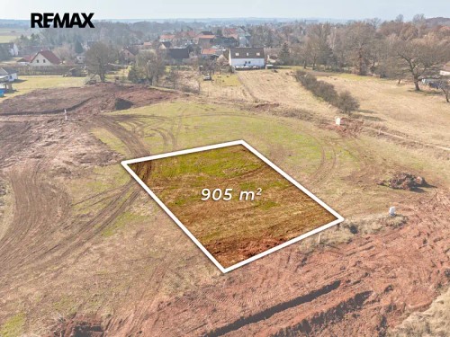 Prodej stavebního pozemku 905 m²