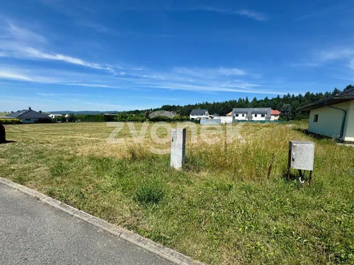 Prodej stavebního pozemku 1058 m²