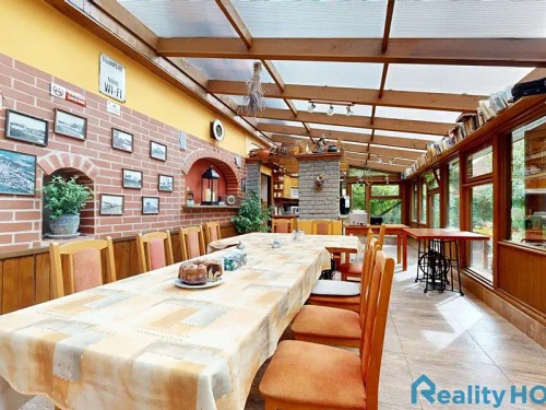 Prodej domu 364 m², pozemek 1261 m²