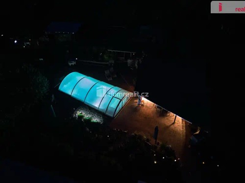 Prodej vily 296 m², pozemek 3134 m²