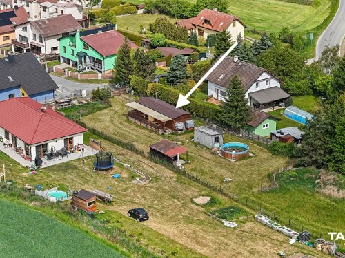 Prodej stavebního pozemku 2561 m²