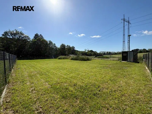 Prodej stavebního pozemku 4195 m²