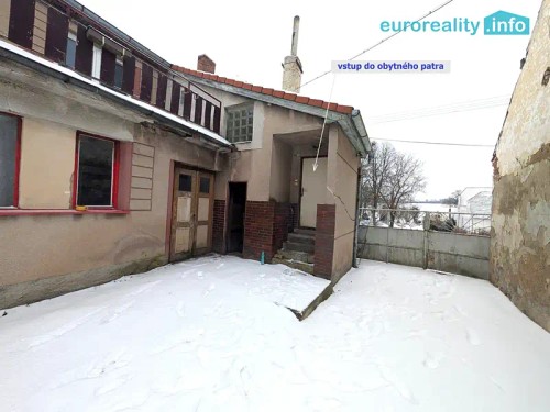 Prodej domu 300 m², pozemek 2467 m²