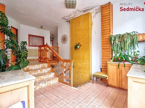 Prodej domu 318 m², pozemek 1300 m²