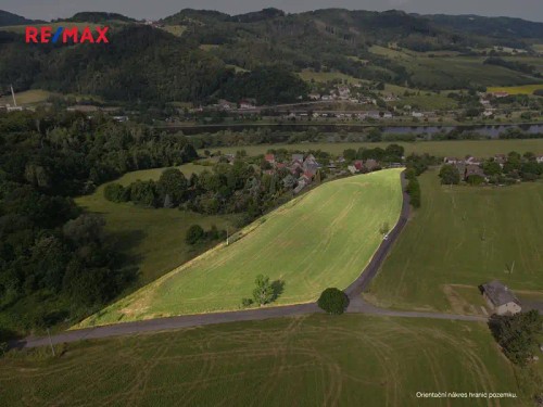 Prodej stavebního pozemku 17584 m²