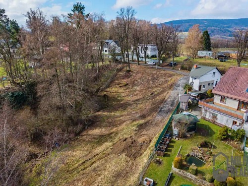 Prodej stavebního pozemku 1358 m²