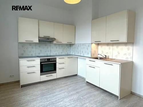 Prodej domu 450 m², pozemek 100 m²