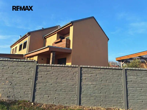 Prodej domu 199 m², pozemek 524 m²