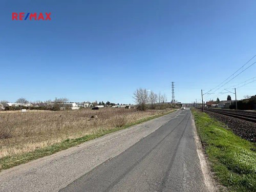 Prodej stavebního pozemku 2978 m²