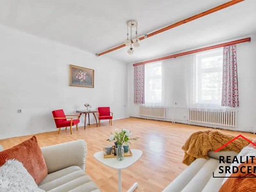 Prodej domu 600 m², pozemek 1659 m²