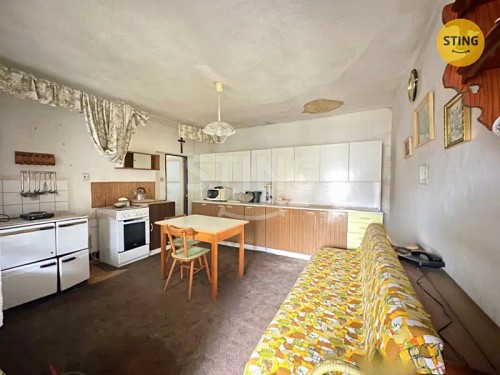 Prodej domu 300 m², pozemek 3374 m²