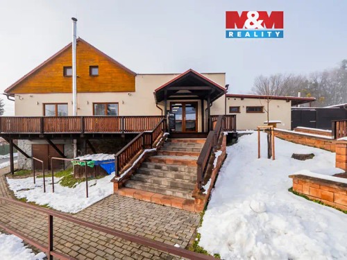Prodej domu 533 m², pozemek 1952 m²