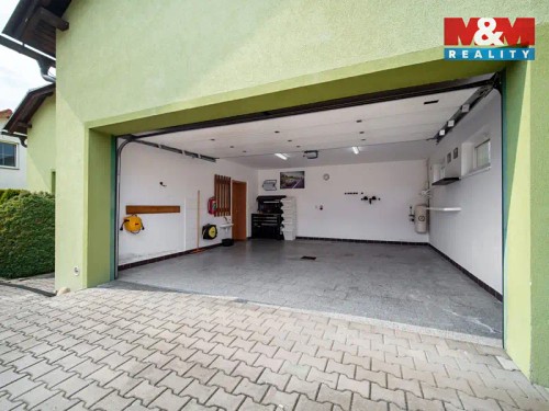Prodej domu 296 m², pozemek 767 m²