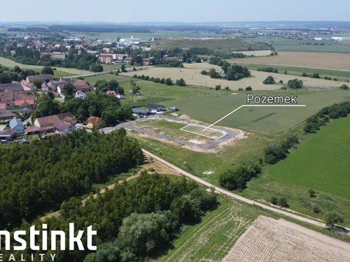 Prodej stavebního pozemku 766 m²