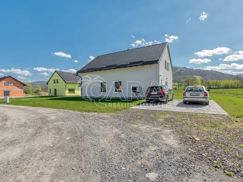 Prodej domu 199 m², pozemek 1102 m²