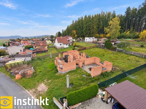 Prodej stavebního pozemku 1453 m²