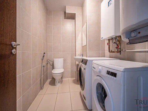 Prodej vily 338 m², pozemek 1208 m²