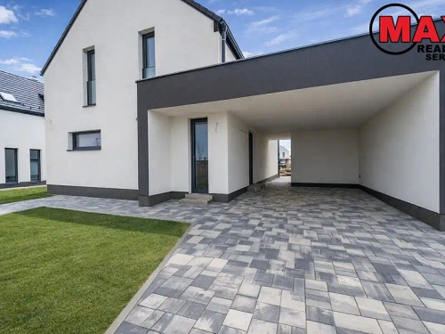 Prodej domu 181 m², pozemek 805 m²