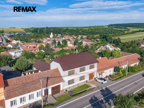 Prodej domu 204 m², pozemek 771 m²