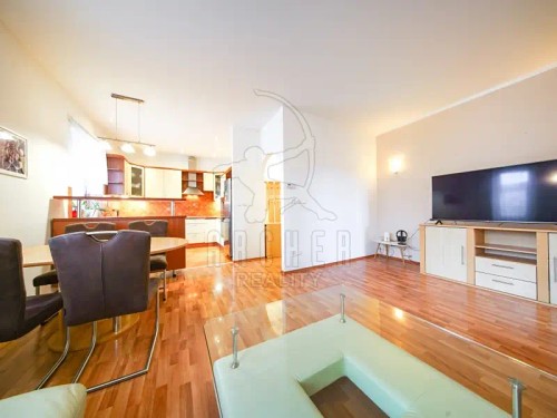 Prodej domu 324 m², pozemek 399 m²