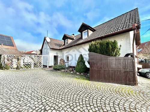 Prodej domu 239 m², pozemek 414 m²