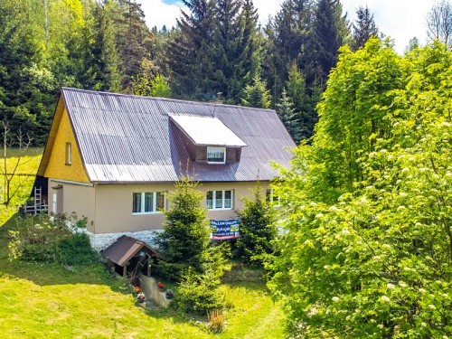 Prodej domu 380 m², pozemek 2691 m²