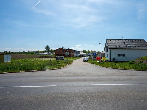 Prodej stavebního pozemku 1213 m²