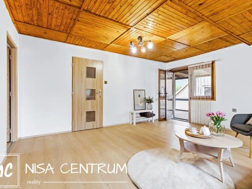 Prodej domu 220 m², pozemek 1945 m²