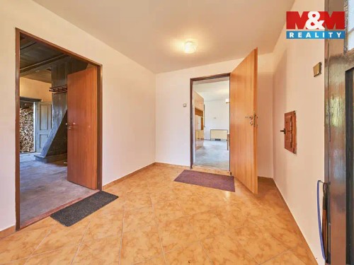 Prodej domu 186 m², pozemek 1171 m²