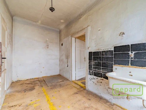 Prodej domu 242 m², pozemek 1003 m²