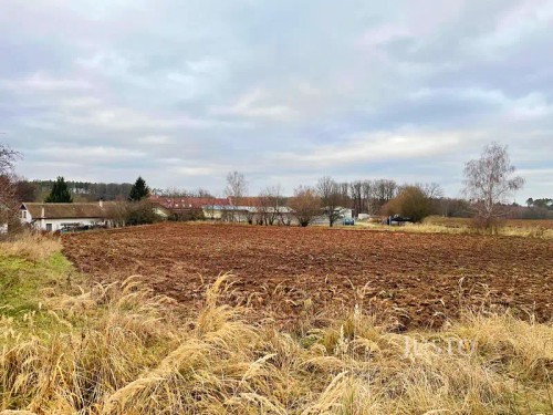 Prodej stavebního pozemku 1089 m²