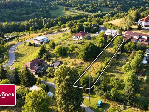 Prodej stavebního pozemku 1084 m²