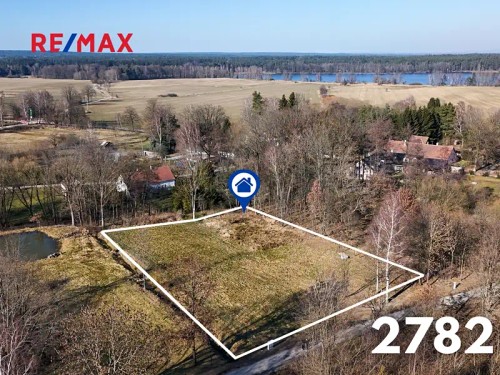 Prodej stavebního pozemku 2782 m²
