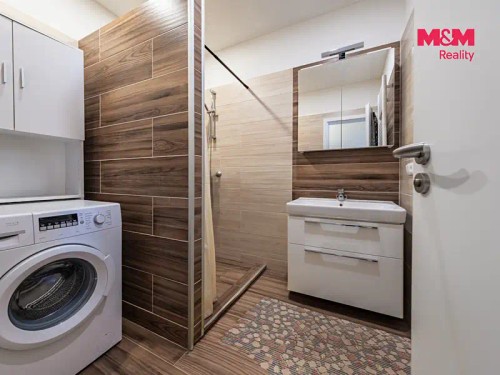 Prodej domu 225 m², pozemek 1397 m²