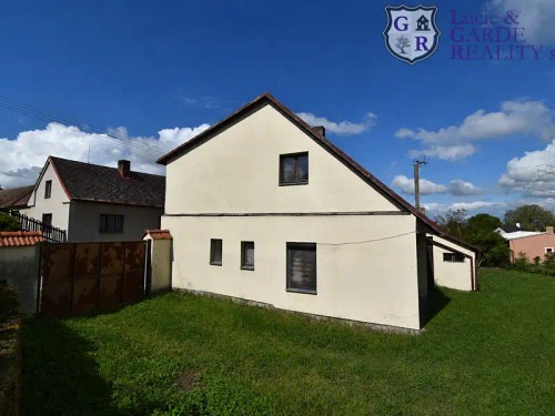 Prodej domu 290 m², pozemek 864 m²