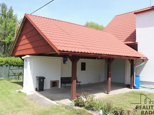 Prodej chalupy 276 m², pozemek 233 m²