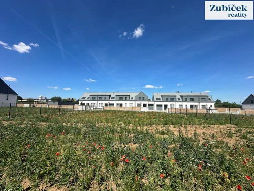 Prodej stavebního pozemku 717 m²
