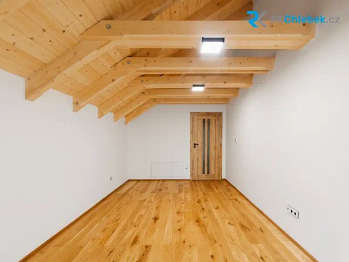 Prodej domu 250 m², pozemek 641 m²