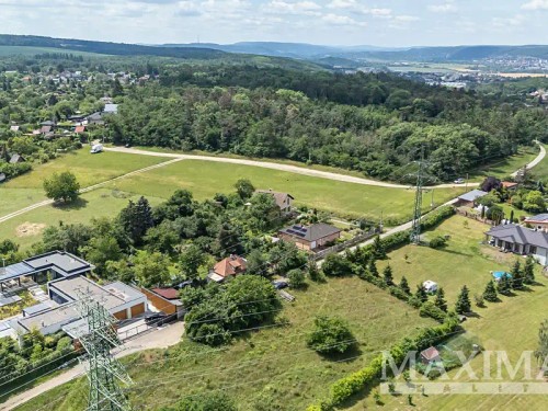 Prodej stavebního pozemku 890 m²