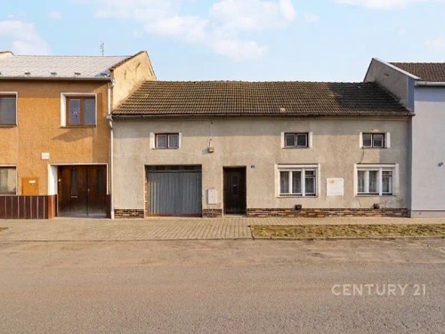 Prodej domu 200 m², pozemek 754 m²