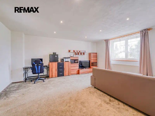 Prodej domu 220 m², pozemek 1917 m²