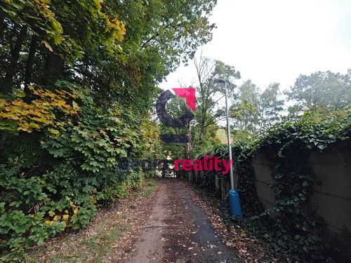 Prodej stavebního pozemku 1207 m²