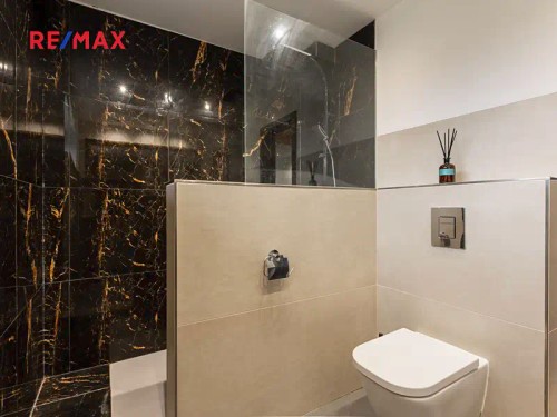 Prodej domu 330 m², pozemek 600 m²