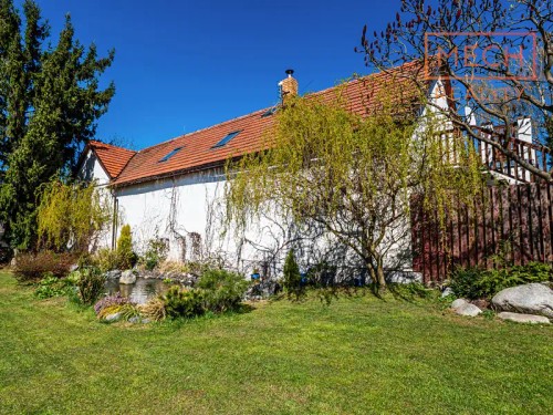 Prodej domu 313 m², pozemek 892 m²