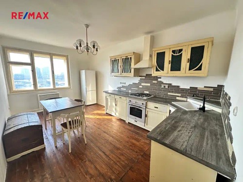 Prodej bytu 1+1 71 m²