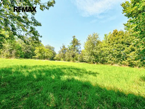 Prodej stavebního pozemku 8204 m²