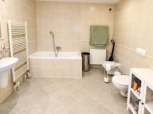 Prodej domu 983 m², pozemek 623 m²
