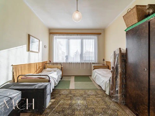 Prodej domu 330 m², pozemek 1144 m²