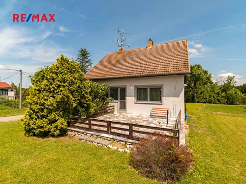 Prodaný  dům 200 m², pozemek 2022 m²